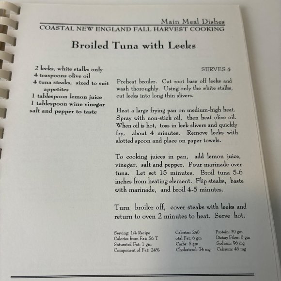 Lot 2 Coastal New England Spiral Hardcover Favorite New England Recipes Cookbook - Picture 14 of 15